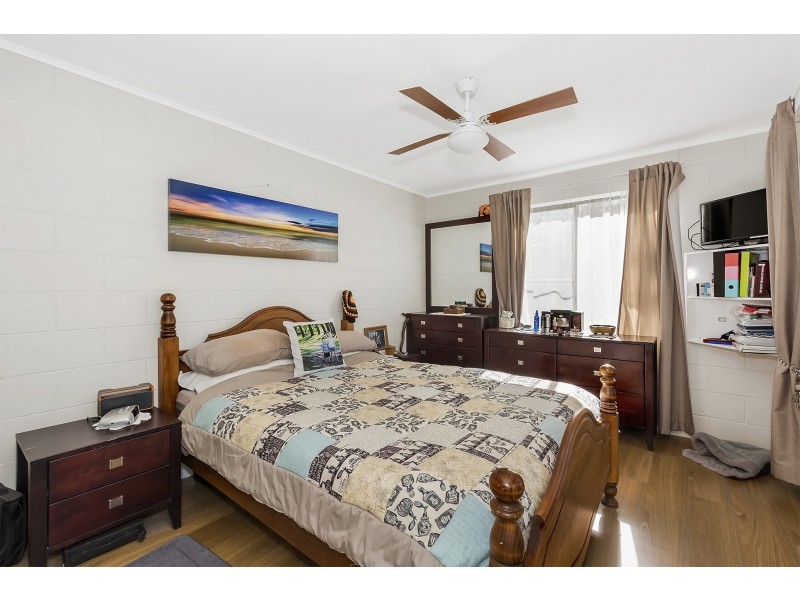 180-182 Sharon Drive, North Maclean QLD 4280