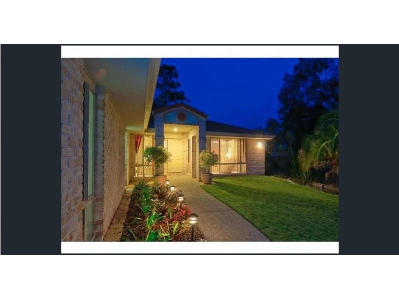 11 Trusan Place, Tanah Merah QLD 4128