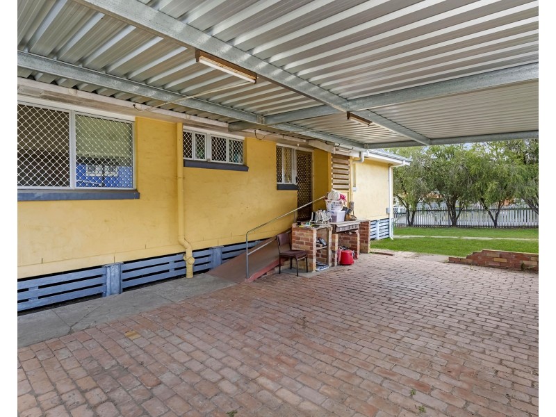 42 Hunter Street, Woodridge QLD 4114