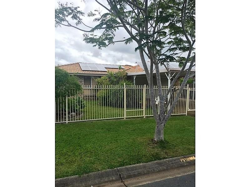 10 The Cross Road, Currumbin Waters QLD 4223