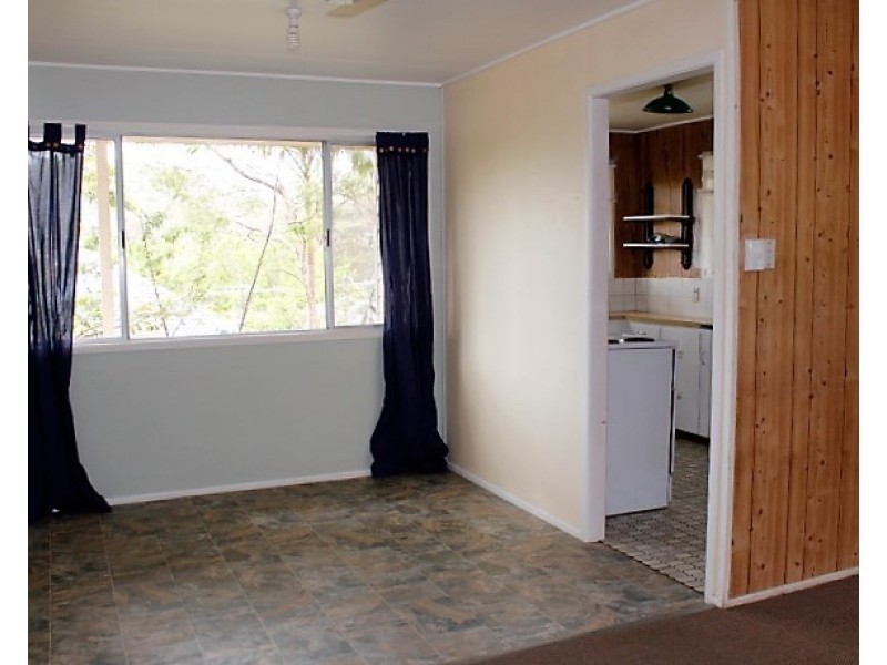 3 Flynn Street, Holland Park West QLD 4121