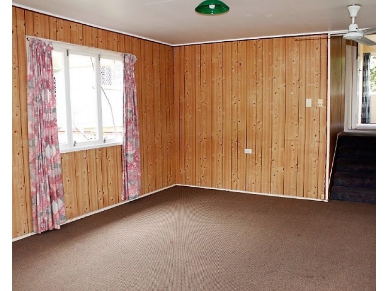 3 Flynn Street, Holland Park West QLD 4121