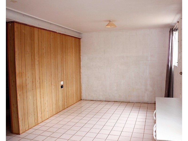 3 Flynn Street, Holland Park West QLD 4121