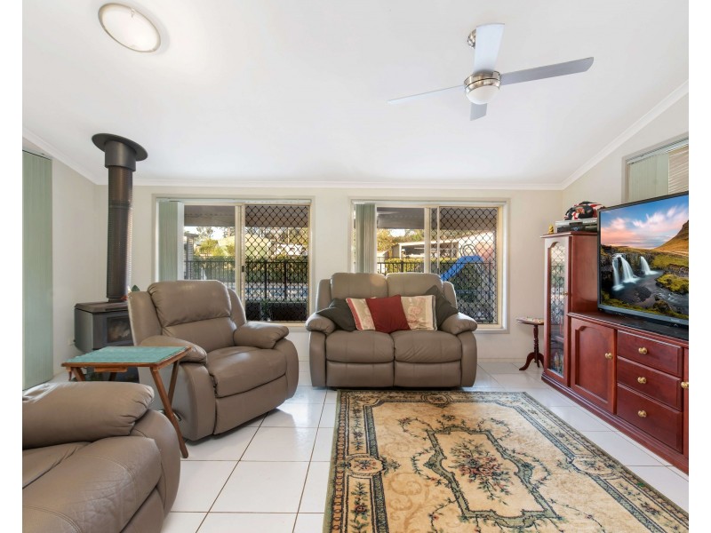 7-11 Eildon Close, Munruben QLD 4125