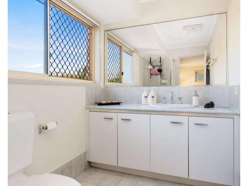7-11 Eildon Close, Munruben QLD 4125