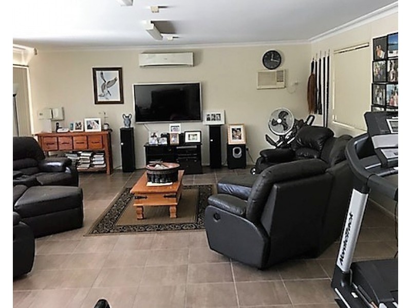 503A Middle Road, Greenbank QLD 4124