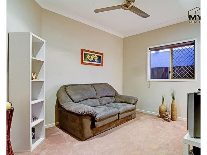 14 Barrington Street, Springfield Lakes QLD 4300