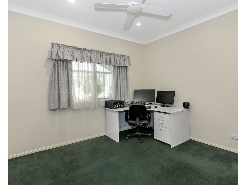 8-12 Mcleod Road, Park Ridge QLD 4125