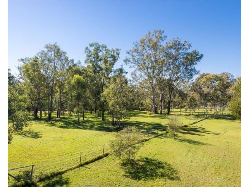 97-115 Sharon Drive, North Maclean QLD 4280