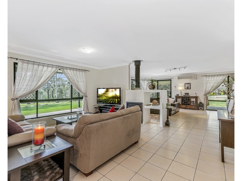 42 Springboard Crescent, New Beith QLD 4124