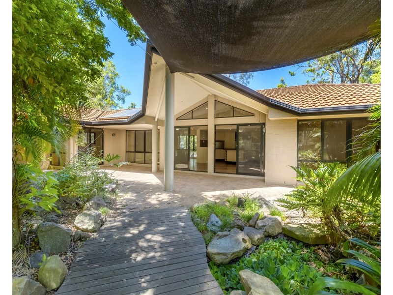 19-21 Madison Court, Munruben QLD 4125