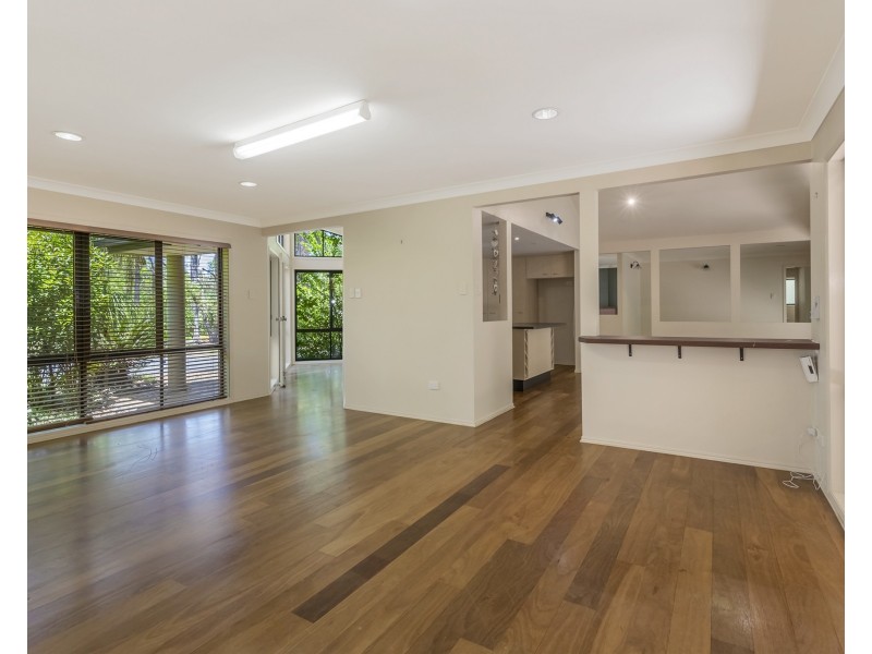 19-21 Madison Court, Munruben QLD 4125