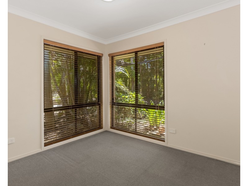 19-21 Madison Court, Munruben QLD 4125