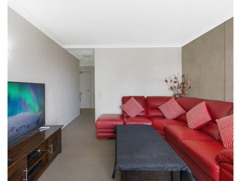 201/3 Oak Avenue, Surfers Paradise QLD 4217