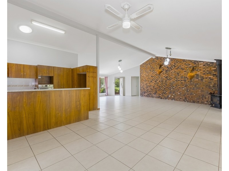 99-111 Eildon Close, Munruben QLD 4125