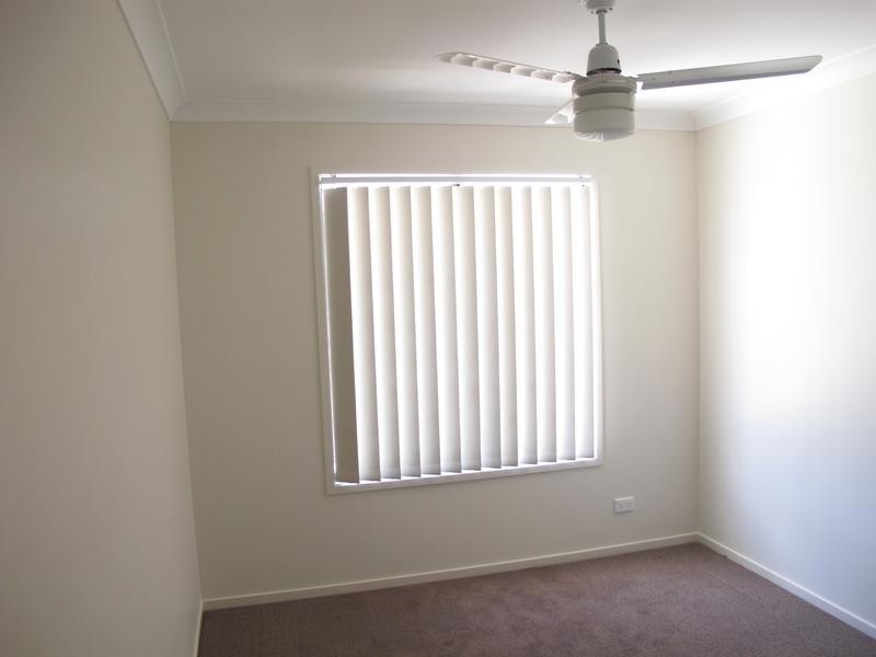 68-B Lisa Cres, Coomera QLD 4209