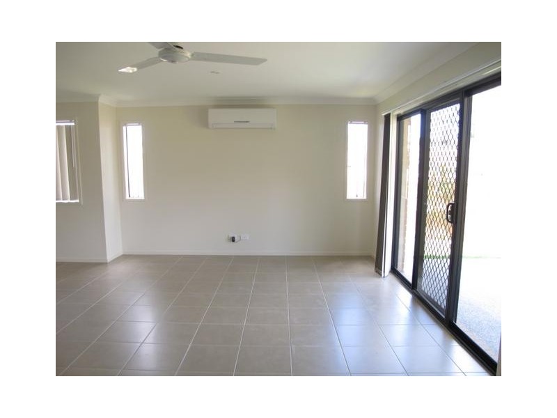 68-B Lisa Cres, Coomera QLD 4209