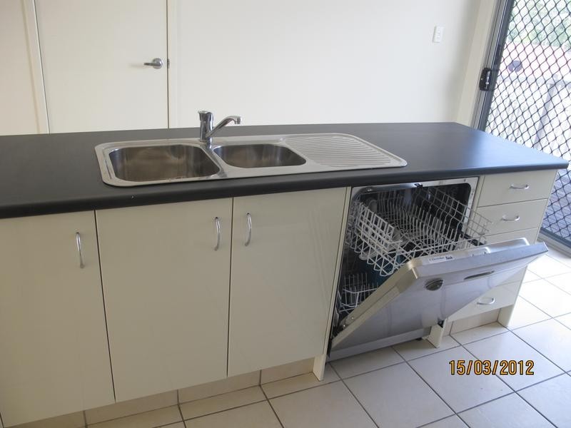 52 Elmwood Circuit, Springfield Lakes QLD 4300