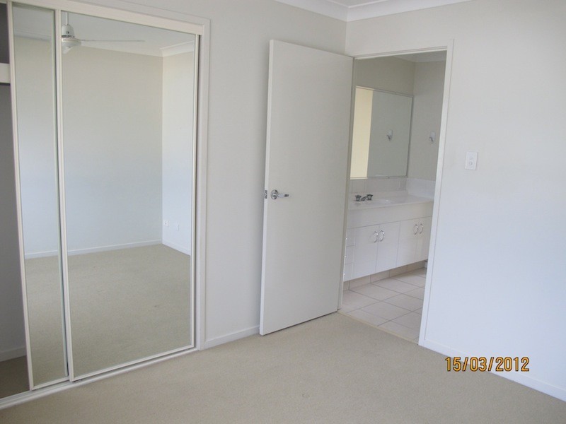 52 Elmwood Circuit, Springfield Lakes QLD 4300