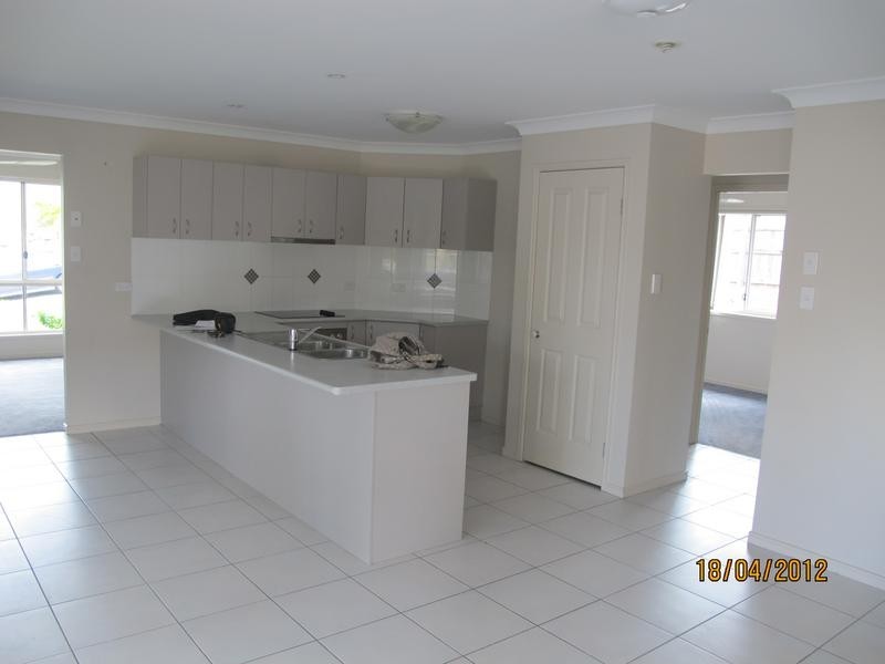 5 Griffin Crescent, Collingwood Park QLD 4301