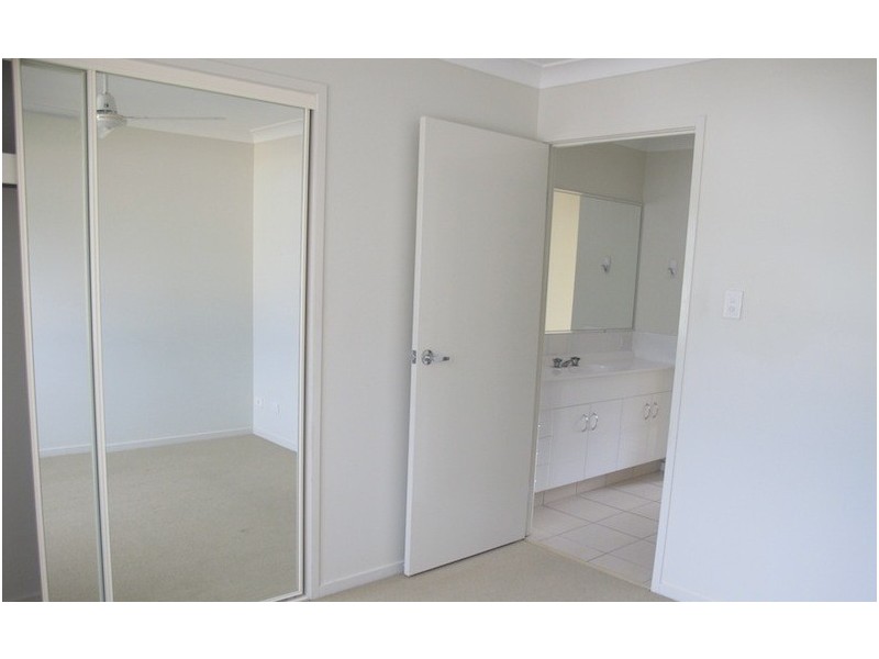52 Elmwood Circuit, Springfield Lakes QLD 4300