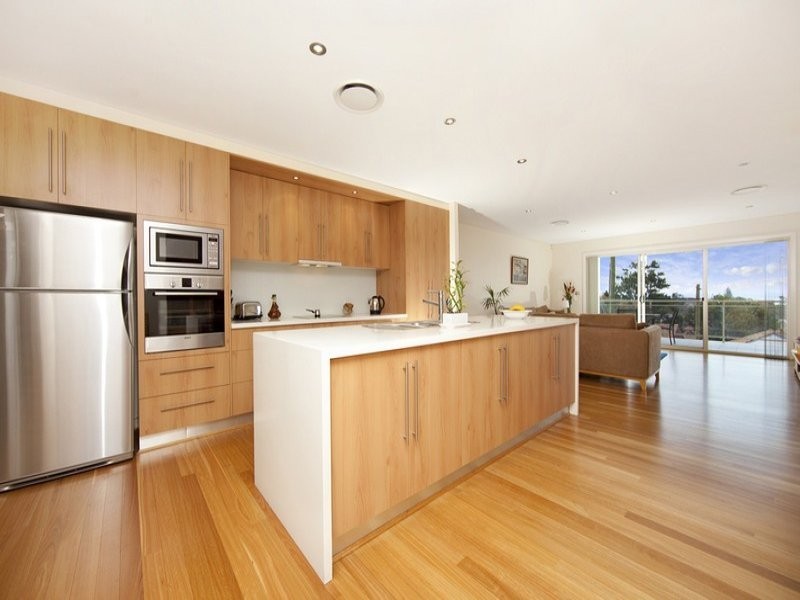 4 Moorooba Cr, Nelson Bay NSW 2315