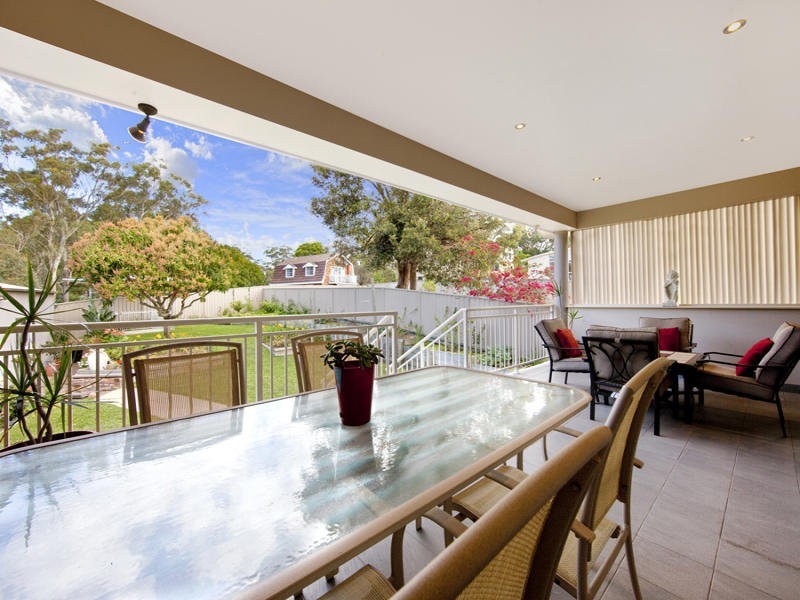 4 Moorooba Cr, Nelson Bay NSW 2315