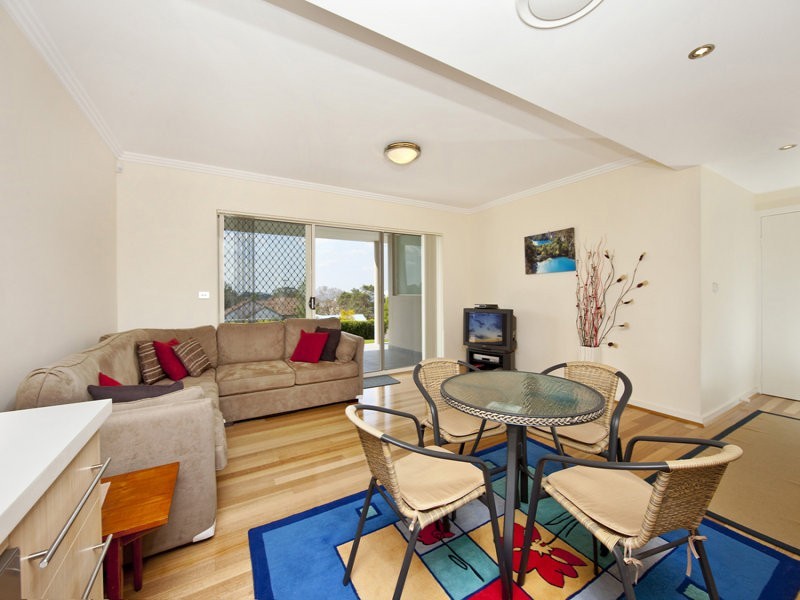 4 Moorooba Cr, Nelson Bay NSW 2315