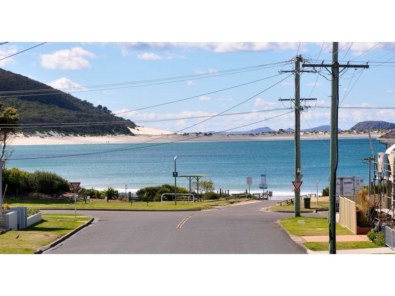 1-5/6-10 Market St, Fingal Bay NSW 2315
