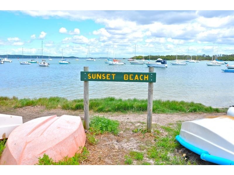 7B Sunset Boulevard, Soldiers Point NSW 2317