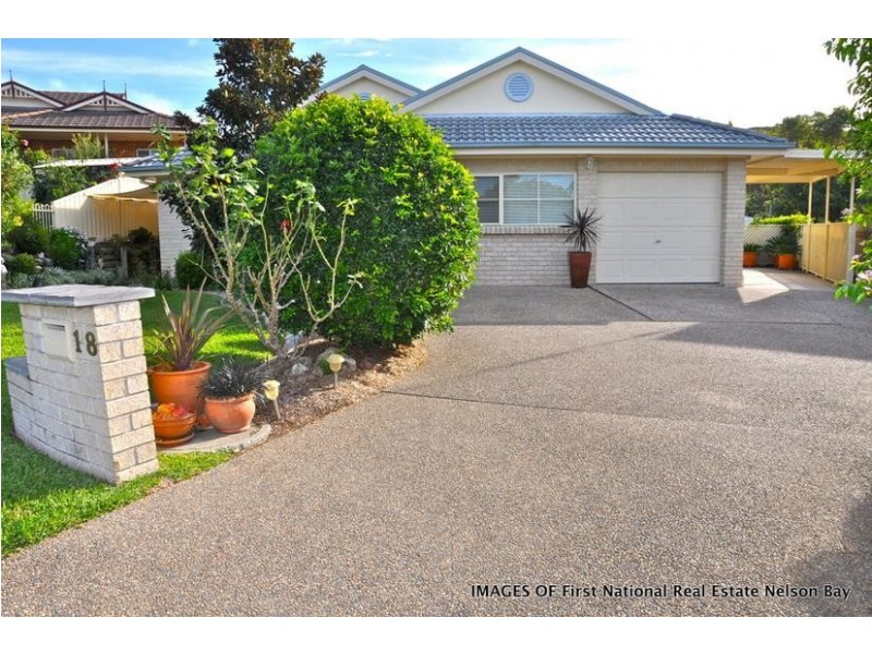 18 Hawkes Way, Boat Harbour NSW 2316