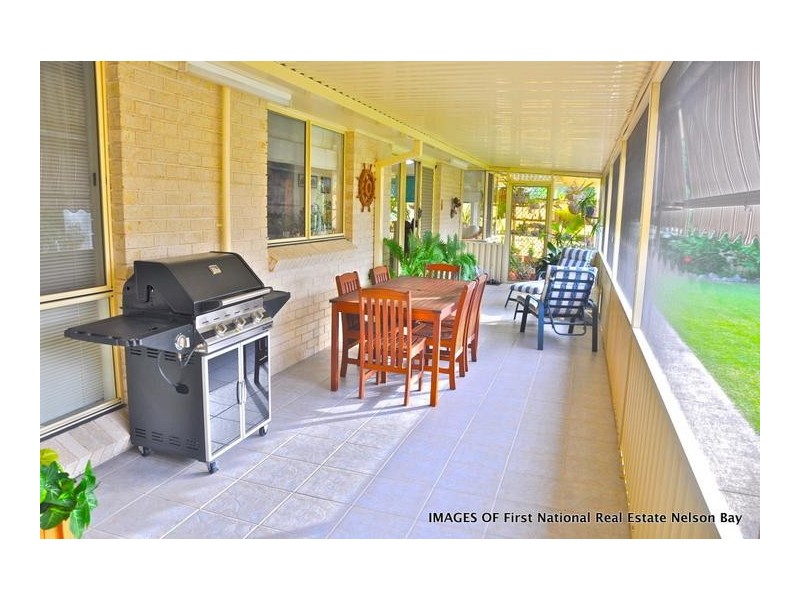 18 Hawkes Way, Boat Harbour NSW 2316