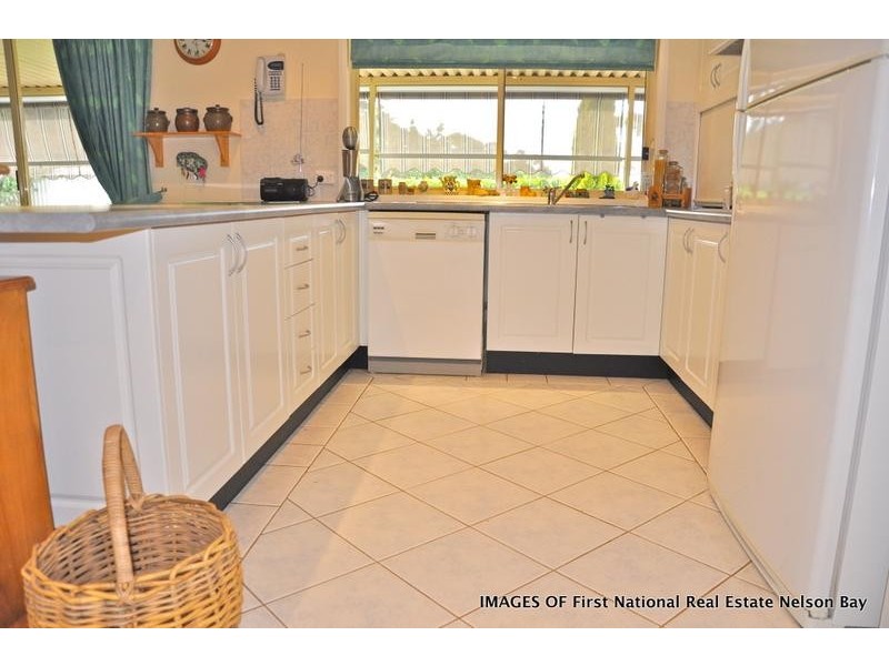 18 Hawkes Way, Boat Harbour NSW 2316