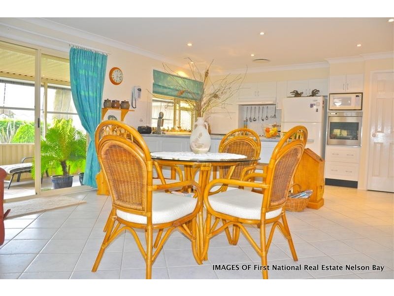 18 Hawkes Way, Boat Harbour NSW 2316