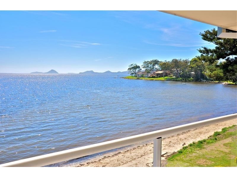 2/63 Soldiers Point Road, Soldiers Point NSW 2317