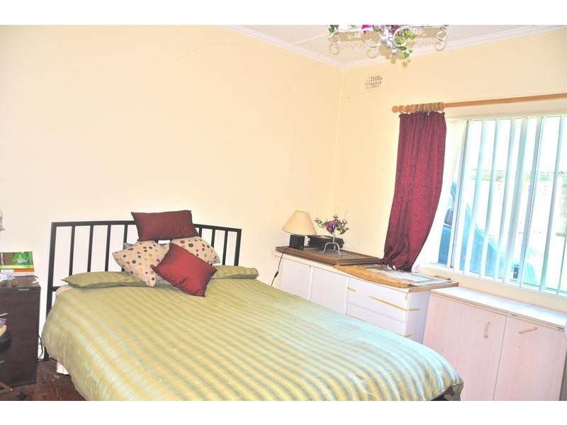 20 TOMAREE ROAD, Shoal Bay NSW 2315