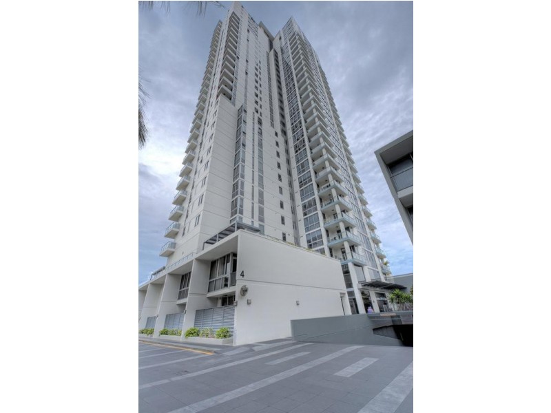 503/4 Como Cres, Southport QLD 4215