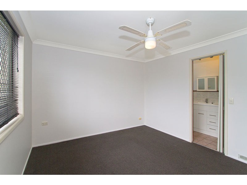 1 Marbella Drive, Benowa QLD 4217