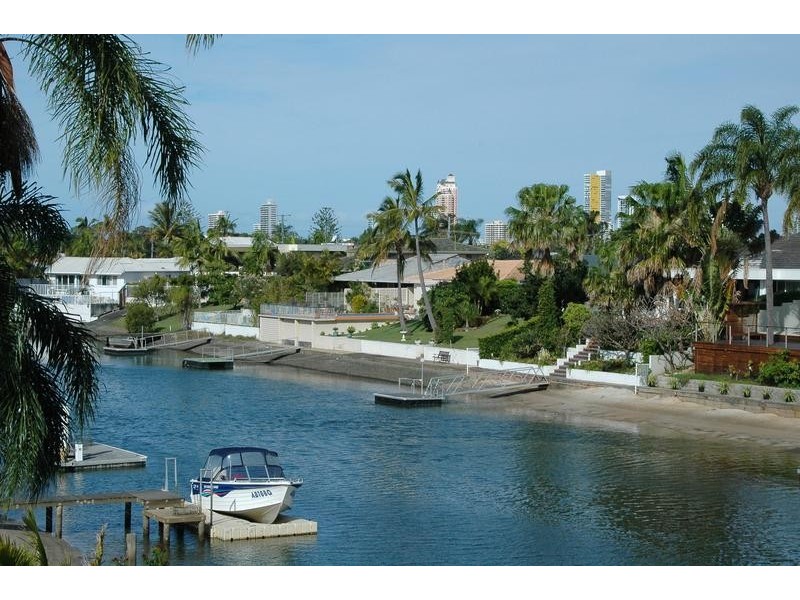 Isle Of Capri QLD 4217