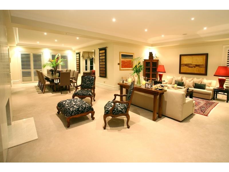 14 Kookaburra Ct, Sorrento QLD 4217