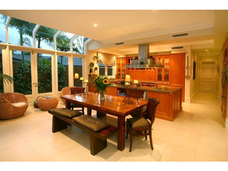 14 Kookaburra Ct, Sorrento QLD 4217