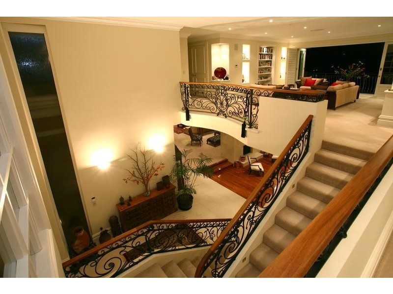 14 Kookaburra Ct, Sorrento QLD 4217