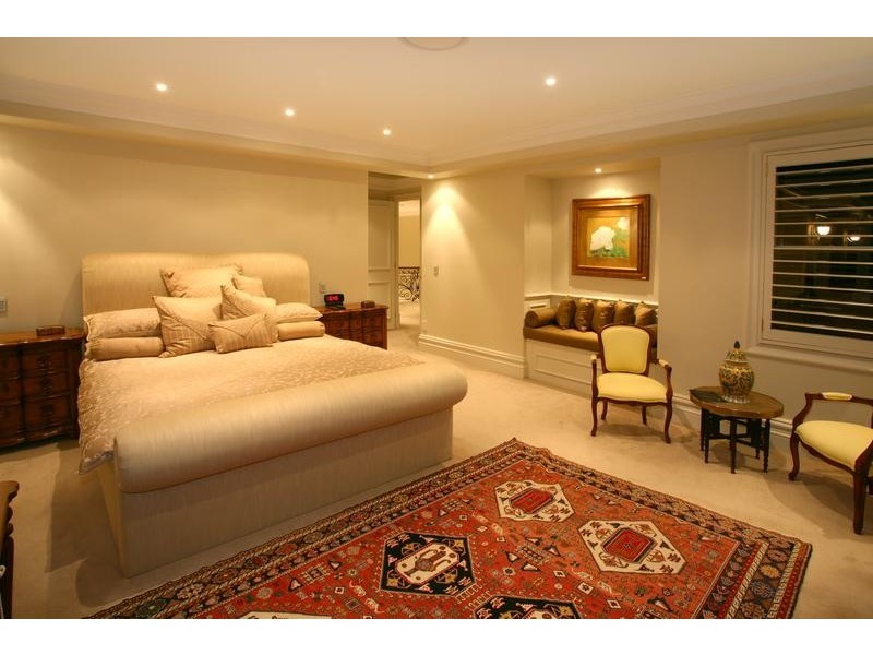 14 Kookaburra Ct, Sorrento QLD 4217