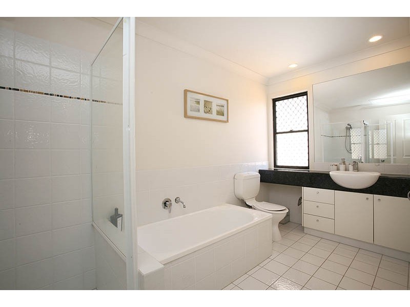 5/267 Ashmore Road, Benowa QLD 4217