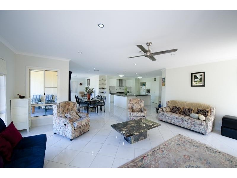 16 Slipstream Rd. Coomera Waters, Coomera QLD 4209