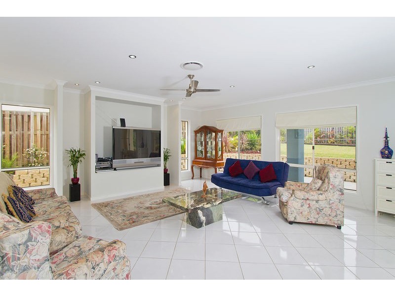 16 Slipstream Rd. Coomera Waters, Coomera QLD 4209