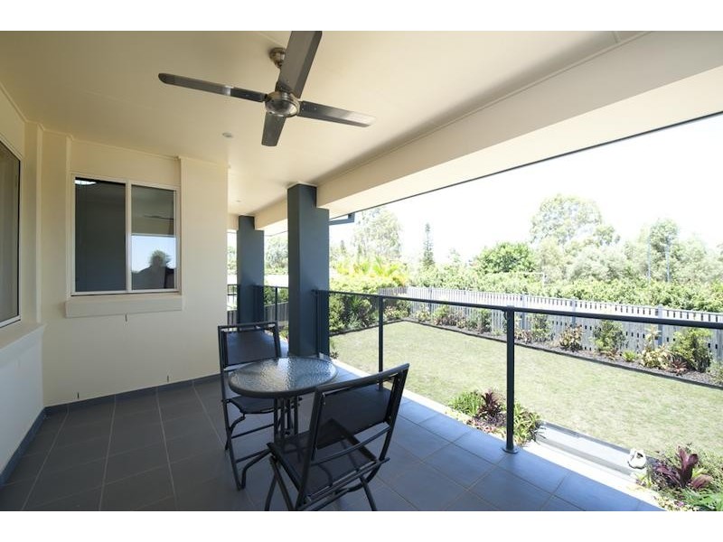 16 Slipstream Rd. Coomera Waters, Coomera QLD 4209