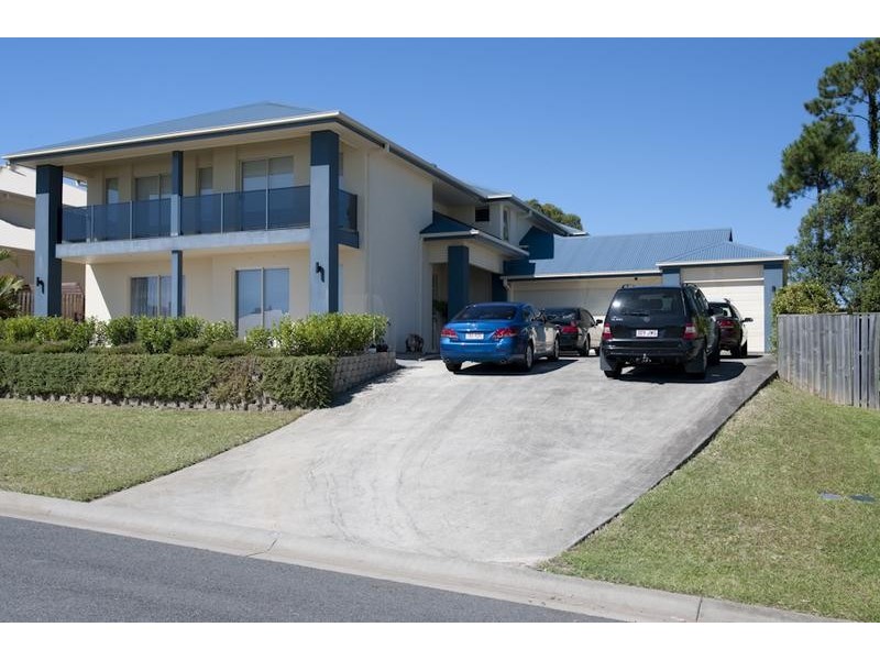 16 Slipstream Rd. Coomera Waters, Coomera QLD 4209