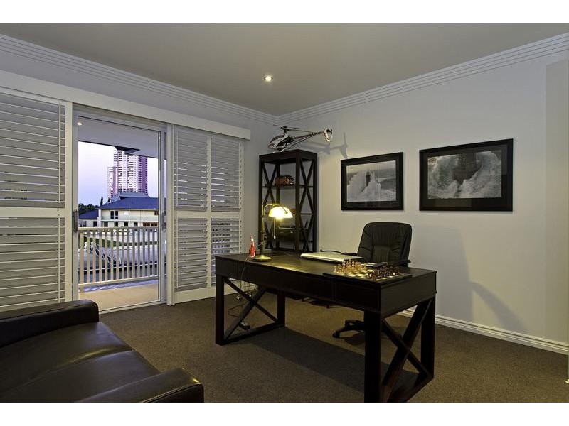 39 Norseman Court, Paradise Waters QLD 4217