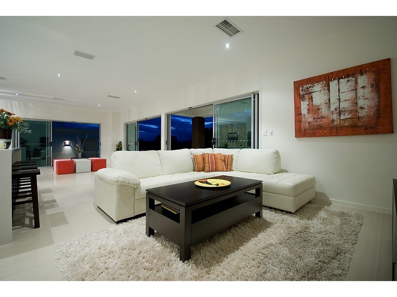 1038 Lakeview Terrace, Benowa QLD 4217